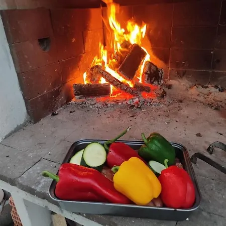 Mame Kastela